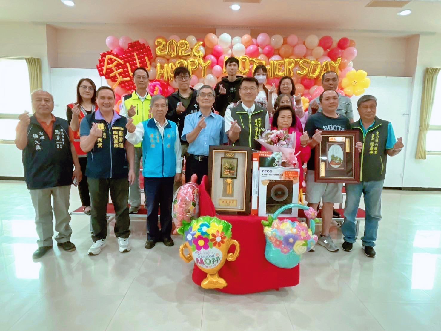 13.金山級模範母親六股里潘康阿女