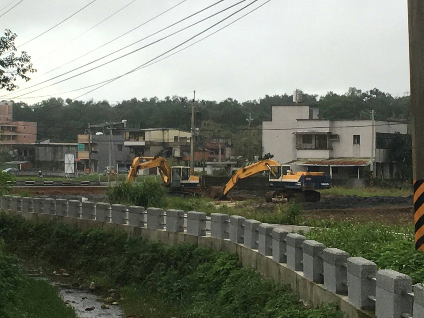 機械除草 