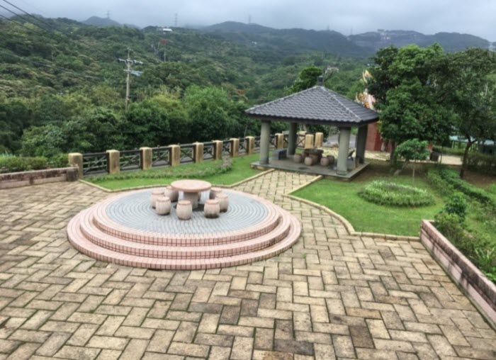 △公館崙公園涼亭