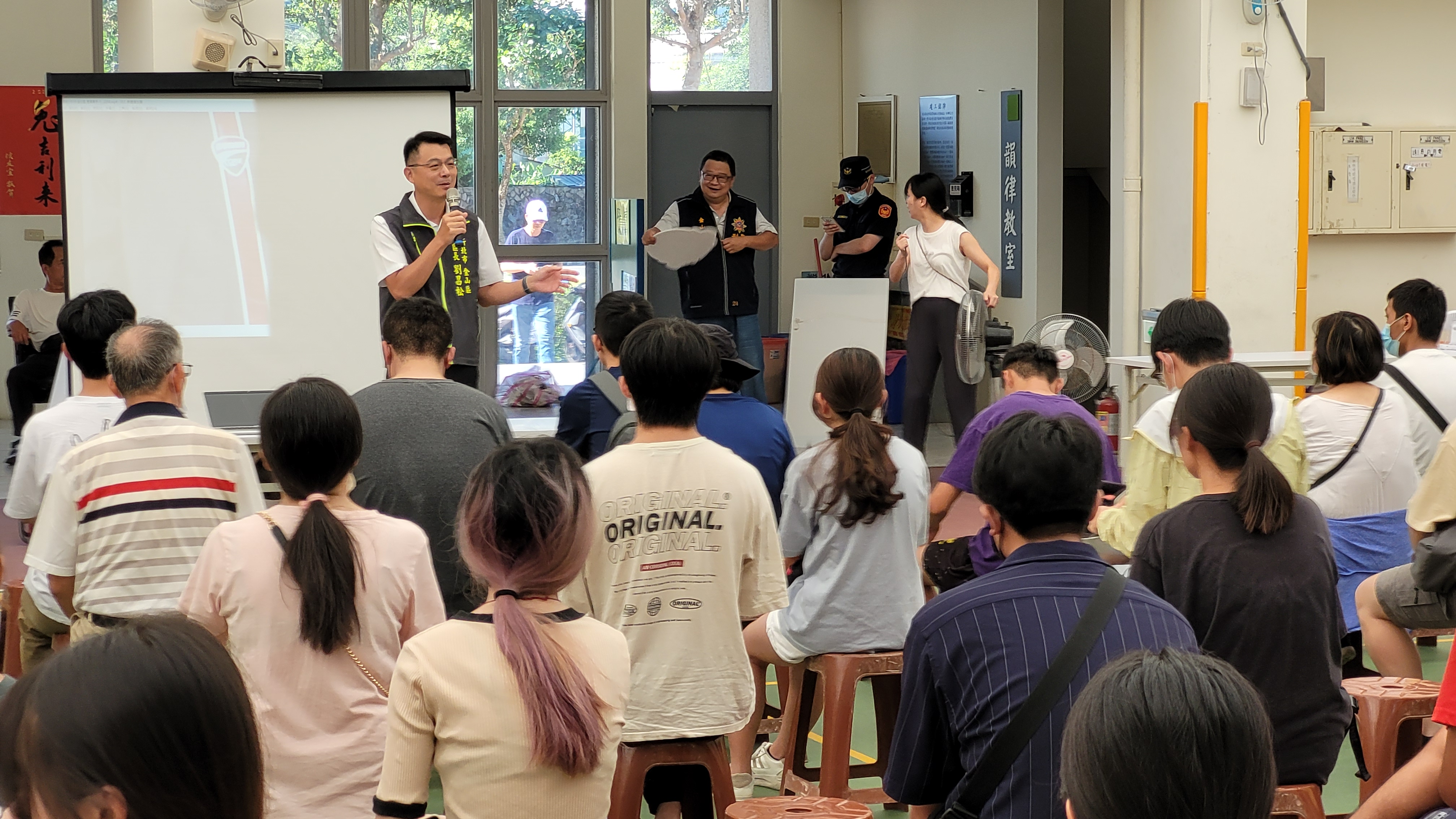 01.金山區長劉昌松提醒合法上路後仍需遵守交通安全規則