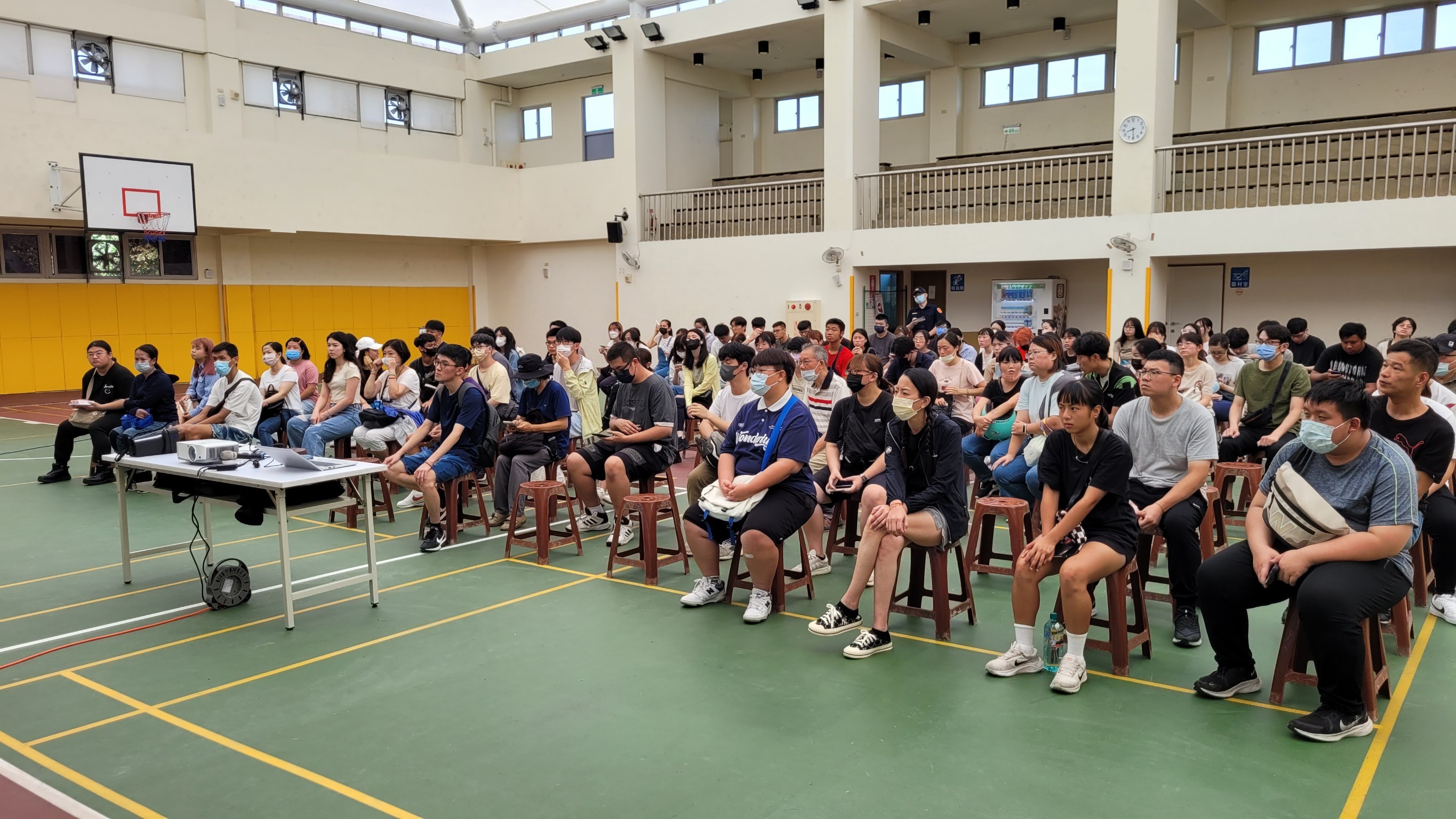 02.今日共有106位考生參加道路交通安全講習