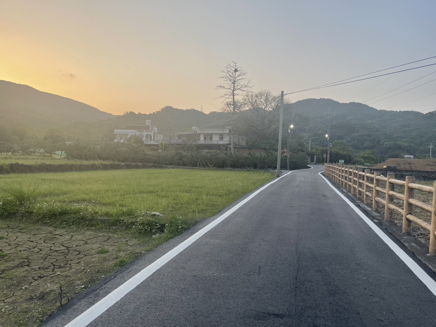 金山區六股里聯絡道路改善後1