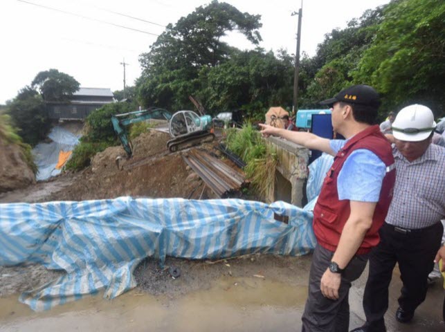 朱市長視察災區 朱市長視察災區