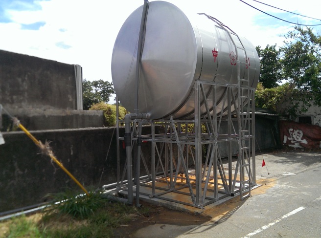 磺港公共浴室增設不鏽鋼水塔